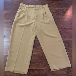 ARITZIA The Effortless Pant™ Cropped -Size 12